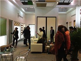 金鳳凰窗簾品種多樣，是不錯(cuò)的選擇！