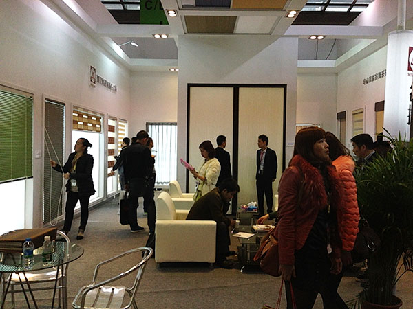 金鳳凰窗簾品種多樣，是不錯(cuò)的選擇！