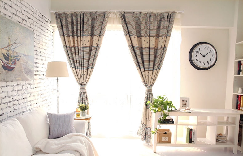 現(xiàn)代簡(jiǎn)約風(fēng)格窗簾應(yīng)該如何選購(gòu)搭配呢？