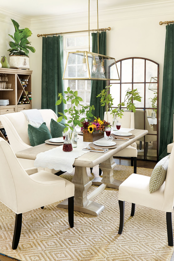 如何用窗簾來改變房間的色彩？