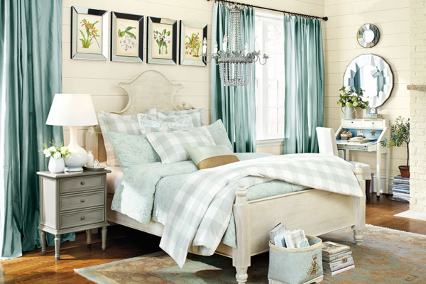 如何用窗簾來改變房間的色彩？